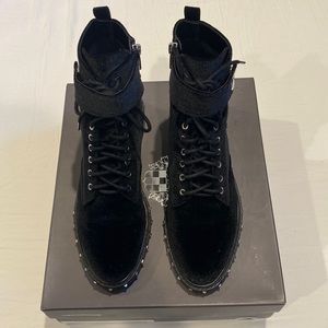 Vince Camuto Boots